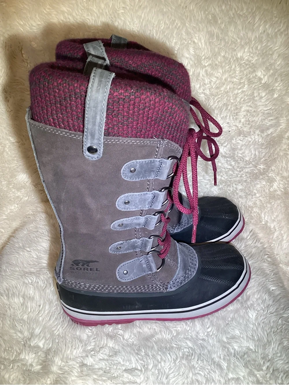 Sorel Women's Joan of artic Waterproof Winter Lace-Up Boots size 8.5